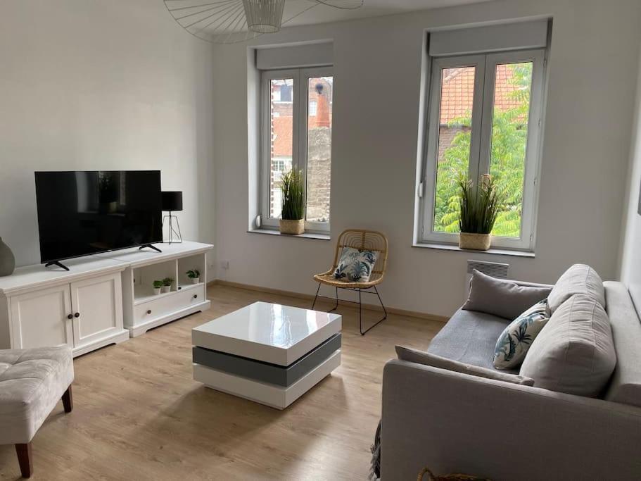 Le 189 : Superbe Triplex Centre بوتون المظهر الخارجي الصورة